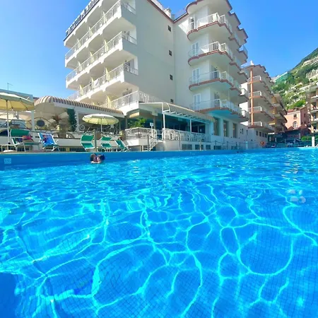 Costa Blue